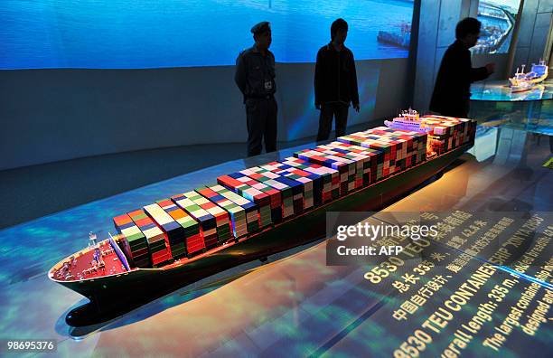 Shipping Pavilion Photos and Premium High Res Pictures - Getty Images