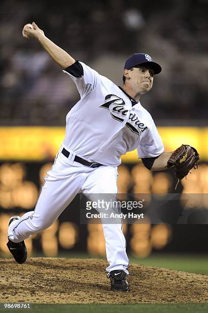 Tim Stauffer of the San Diego Padres throws against the Arizona Diamondbacks at Petco Park on Saturday, April 17, 2010 in San Diego, California. The...