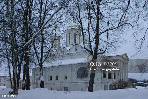 saviour transfiguration cathedral 1516. yaroslavl - yaroslavl stock pictures, royalty-free photos & images