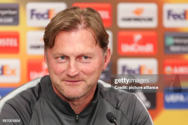 February 2018, Germany, Leipzig: Soccer, Europa League, RB Leipzig vs. SSC Napoli, round of the last 32, press conference, Red Bull Arena: Leipzig's...