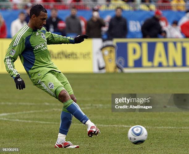 Tyrone Marshall of the Seattle Sounders FC carries the ball during a MLS game against Toronto FC at BMO Field on April 25, 2010 in Toronto, Ontario,...