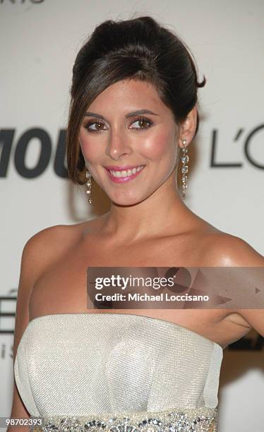 Actress Jamie-Lynne Sigler attends The Glamour Magazine 2007 Women of The Year Awards at Lincoln Center's Avery Fisher Hall on November 5, 2007 in...