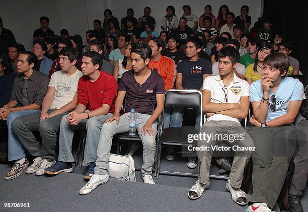 Fermatta music school students attend the Grammy at Your School press conference at Academia De Musica - Fermatta on April 27, 2010 in Mexico City,...