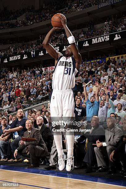 Jason Terry of the Dallas Mavericks shoots a jump shot in Game Two of the Western Conference Quarterfinals against the San Antonio Spurs during the...