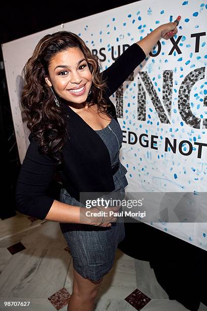 Grammy-nominated singer Jordin Sparks takes the pledge at the Allstate 'X the TXT' Washington DC pledge event at Main Hall in Union Station on April...