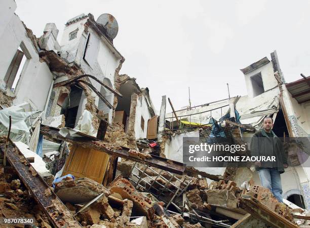 Vue prise le 14 février 2003 d'une maison de la Casbah d'Alger détruite par la pluie. Les intempéries qui ont frappées l'Algérie à la mi-février ont...