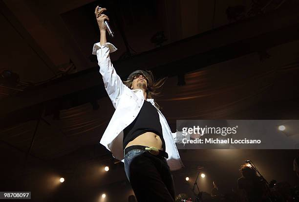 Musician Kid Rock performs onstage during the truTV Upfront 2010 at Skylight SOHO on April 27, 2010 in New York City. 19847_002_0167.JPG