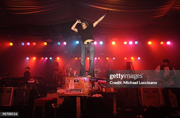 Musician Kid Rock performs onstage during the truTV Upfront 2010 at Skylight SOHO on April 27, 2010 in New York City. 19847_002_0263.JPG