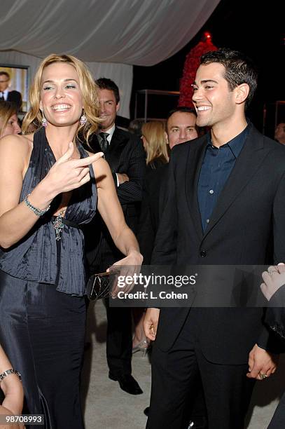 Molly Sims and Jesse Metcalfe
