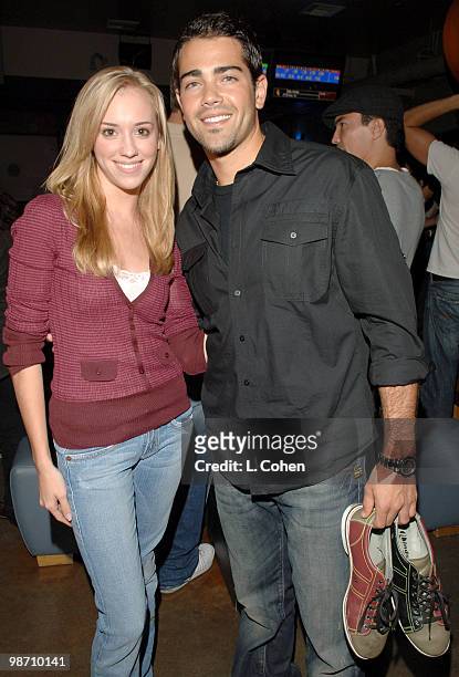 Andrea Bowen and Jesse Metcalfe