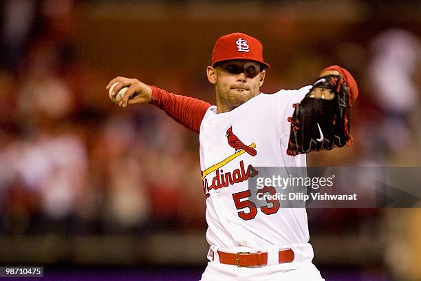 Relief pitcher Blake Hawksworth of the St. Louis Cardinals throws against the Atlanta Braves at Busch Stadium on April 27, 2010 in St. Louis,...