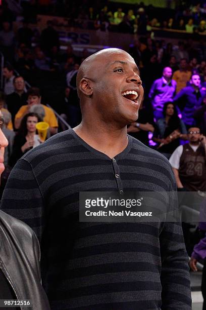 Barry Bonds attends a game between the Oklahoma City Thunder and the Los Angeles Lakers at Staples Center on April 27, 2010 in Los Angeles,...