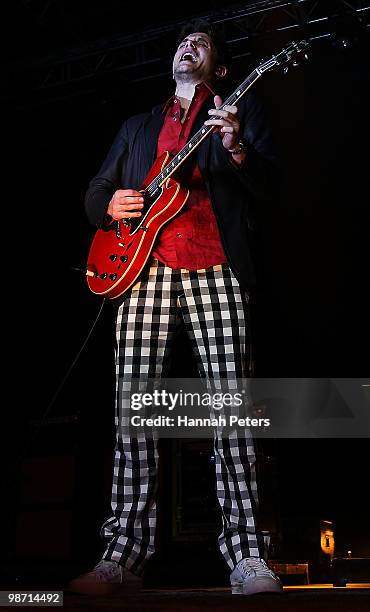 John Mayer performs on stage at Vector Arena on April 28, 2010 in Auckland, New Zealand.