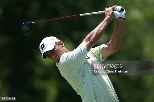 Charles Howell III hits a shot during the final round of the Zurich Classic at TPC Louisiana on April 25, 2010 in Avondale, Louisiana.