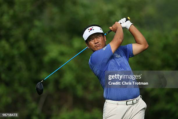 Choi hits a shot during the final round of the Zurich Classic at TPC Louisiana on April 25, 2010 in Avondale, Louisiana.