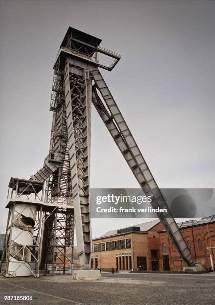 coal mine elevator tower - mine elevator stock-fotos und bilder