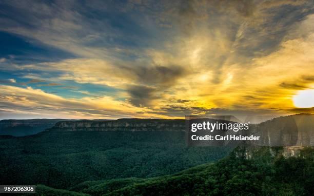 sunset at katoomba - katoomba ストックフォトと画像