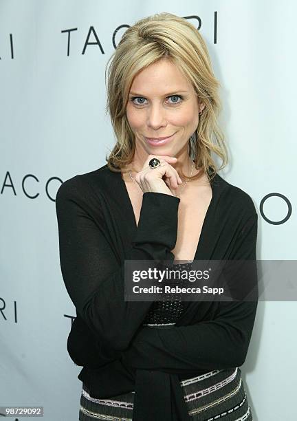 Actress Cheryl Hines poses at the Kari Feinstein Golden Globes Style Lounge at Zune LA on January 15, 2010 in Los Angeles, California.