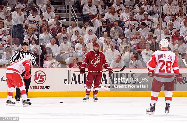 Vernon Fiddler of the Phoenix Coyotes gets ready to take a face off against the Detroit Red Wings in Game Seven of the Western Conference...