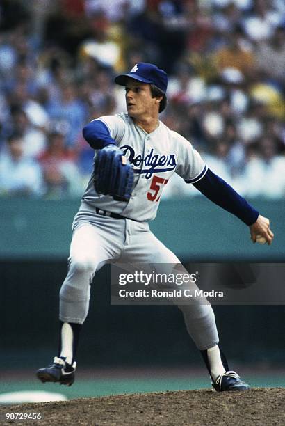 Pitcher Steve Howe of the Los Angeles Dodgers pitches during a MLB game against the Montreal Expos in Olympic Stadium on September 4, 1983 in...