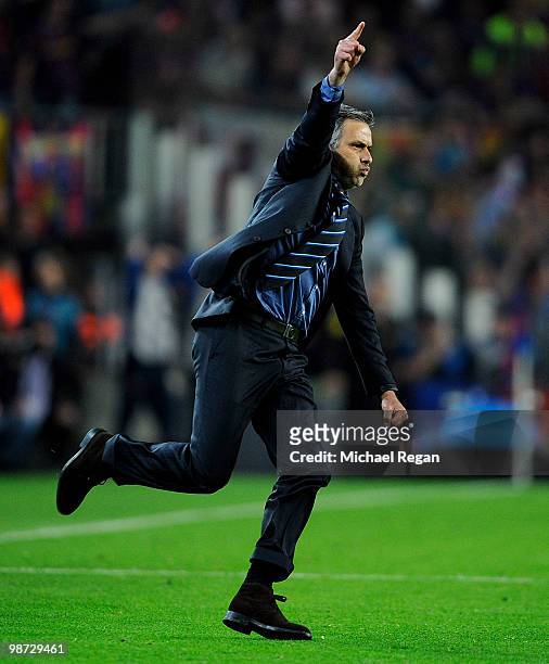 Inter Milan manager Jose Mourinho celebrates on the final whistle during the UEFA Champions League Semi Final Second Leg match between Barcelona and...