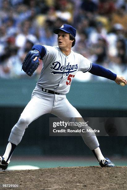 Pitcher Steve Howe of the Los Angeles Dodgers pitches during a MLB game against the Montreal Expos in Olympic Stadium on September 4, 1983 in...