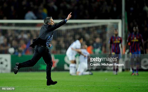 Inter Milan manager Jose Mourinho celebrates on the final whistle after the UEFA Champions League Semi Final Second Leg match between Barcelona and...