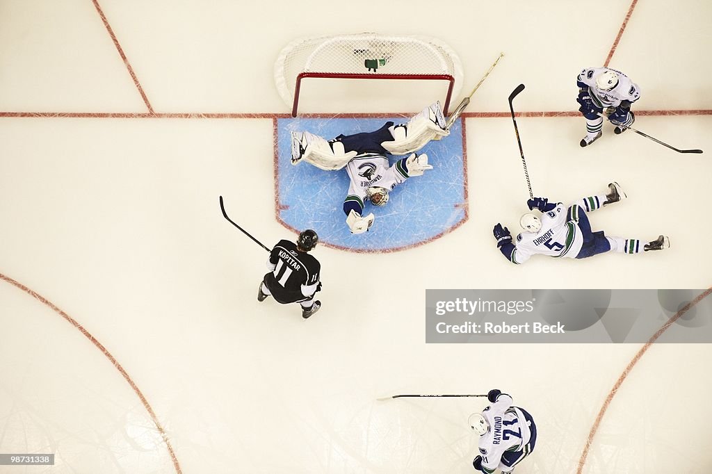 Los Angeles Kings vs Vancouver Canucks, 2010 Western Conference Quarterfinals First Round