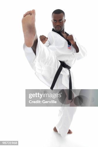 Front kick execution Front kick execution