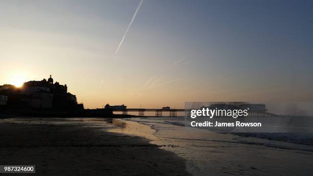 cromer pier - cromer pier stock pictures, royalty-free photos & images