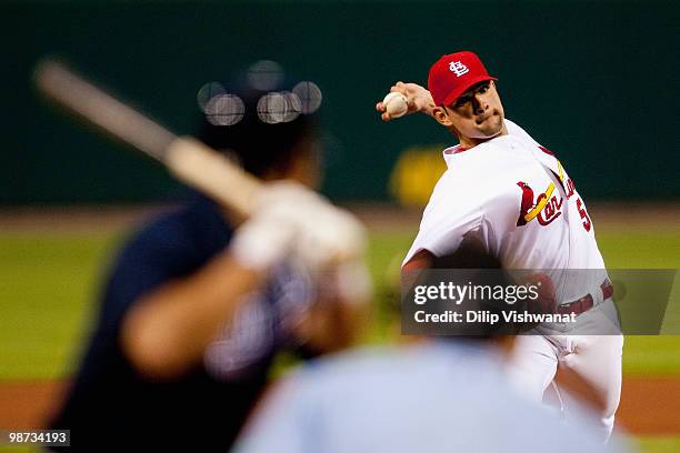 Starting pitcher Jamie Garcia of the St. Louis Cardinals throws against the Atlanta Braves at Busch Stadium on April 28, 2010 in St. Louis, Missouri.