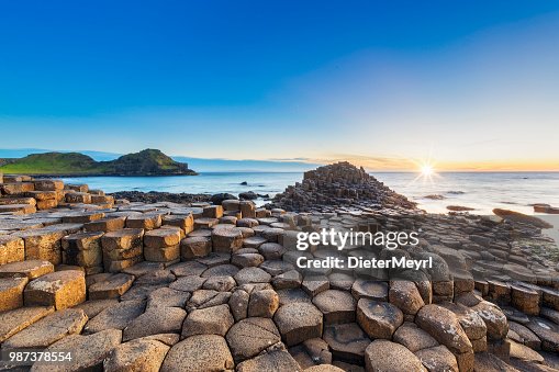 Tramonto su Giants Causeway, Irlanda del Nord Tramonto su Giants Causeway, Irlanda del Nord