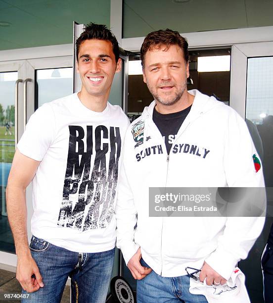 Actor Russell Crowe poses with Alvaro Arbeloa of Real Madrid during a visit to Valdebebas on April 29, 2010 in Madrid, Spain.