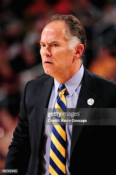 Head coach Jim O'Brien of the Indiana Pacers looks across the court during the game against the Phoenix Suns on March 6, 2010 at US Airways Center in...