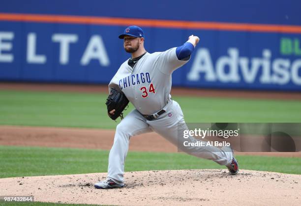 Jon Lester of the Chicago Cubs pitches against the New York Mets during their game at Citi Field on June 3, 2018 in New York City.