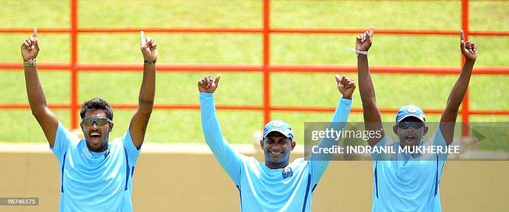 Sri Lankan cricketers (from left) Chamar