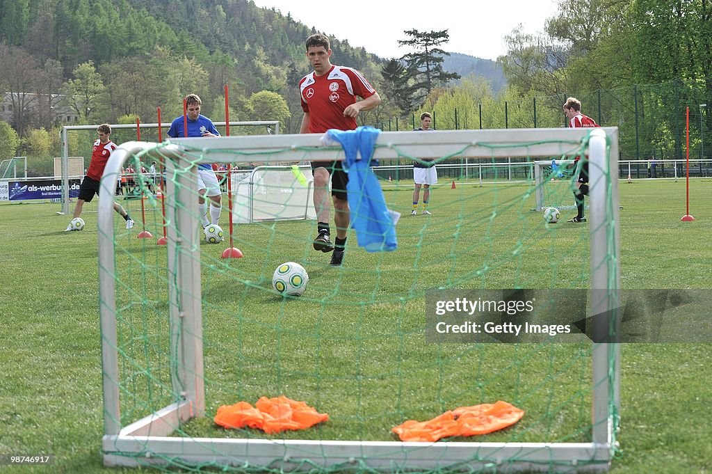 DFB Mobil Team Training