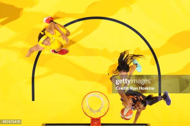 DeWanna Bonner of the Phoenix Mercury handles the ball against the Indiana Fever on June 29, 2018 at Bankers Life Fieldhouse in Indianapolis,...