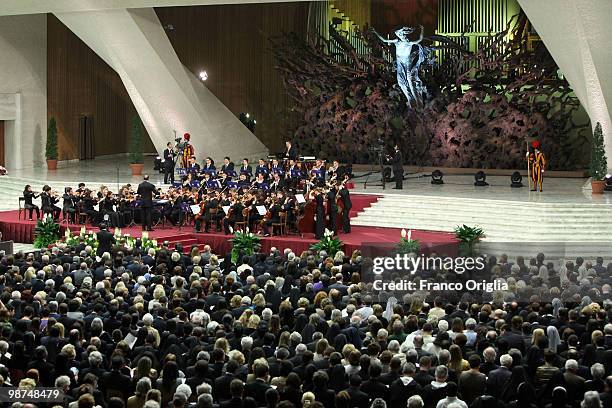 General view of the Paul VI hall during a concert for the fifth anniversary of pope Benedict XVI's pontificate on April 29, 2010 in Vatican City,...