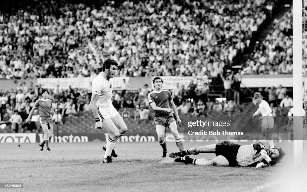 Aston Villa striker Peter Withe scores the winning goal in the... News ...