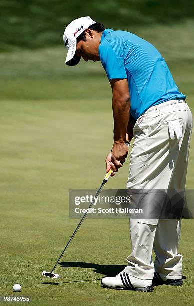 Andres Romero of Argentina hits a putt during the first round of the 2010 Quail Hollow Championship at the Quail Hollow Club on April 29, 2010 in...