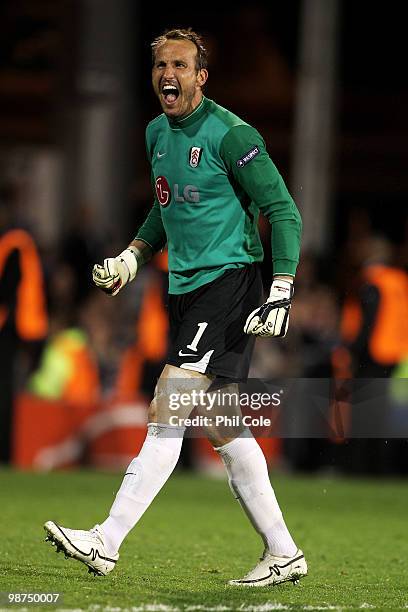 Mark Schwarzer of Fulham celebrates victory after the UEFA Europa League Semi-Final 2nd leg match between Fulham and Hamburger SV at Craven Cottage...