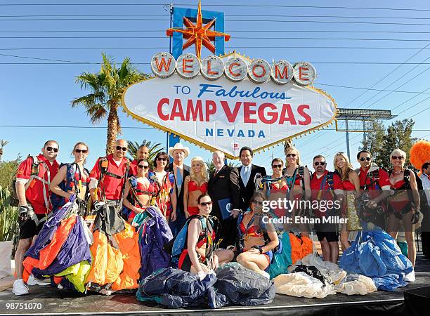 Clark County, Nevada Commissioner Tom Collins, model and television personality Holly Madison, Las Vegas Mayor Oscar Goodman and entertainer Wayne...