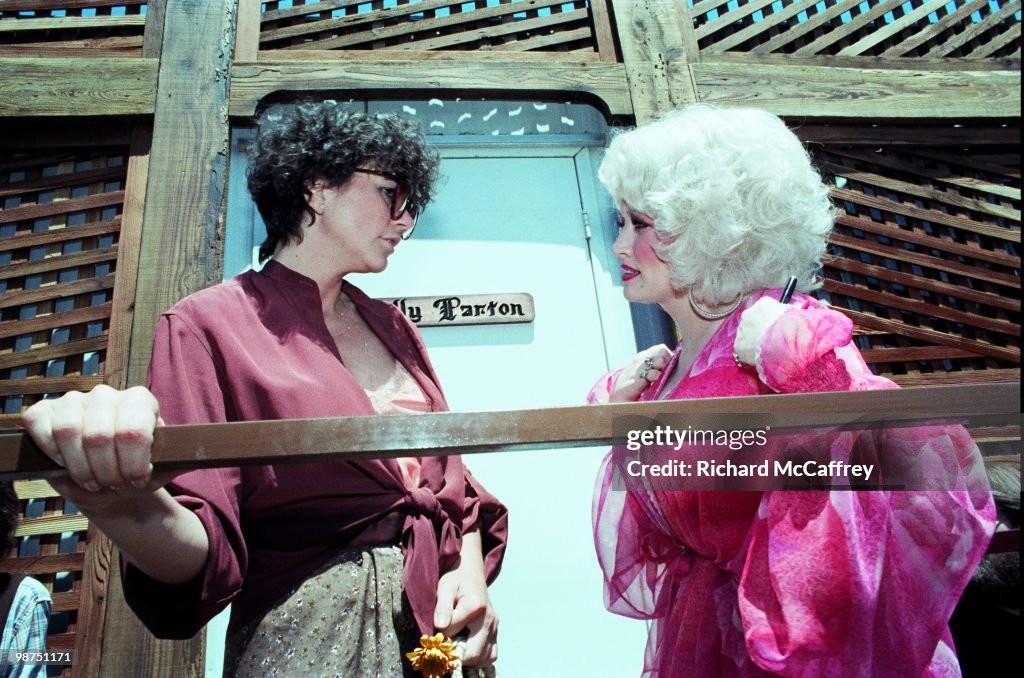 Dolly Parton And Linda Ronstadt