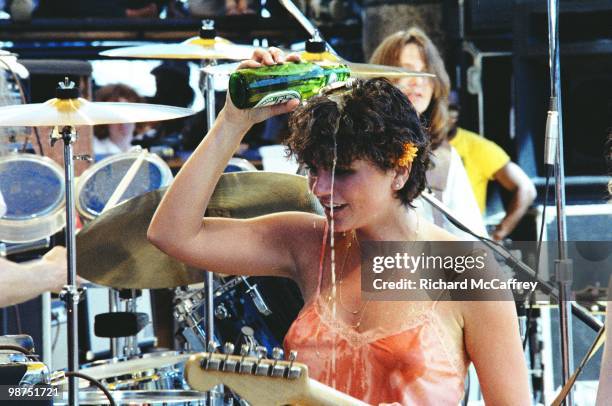 Linda Ronstadt performs live at The Oakland Coliseum in 1977 in Berkeley, California.