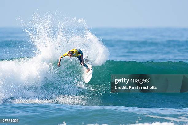 Chris Davidson of Australia surfs during the 2010 Santa Catarina Pro on April 29, 2010 in Santa Catarina, Brazil.