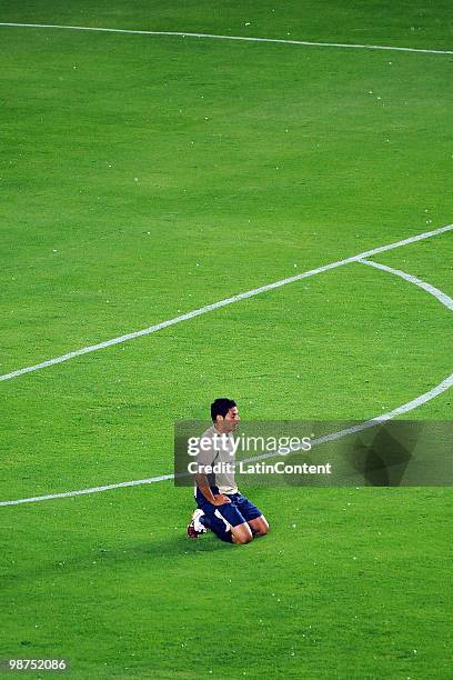 Cruz Azul's player Alejandro Vela reacts after losing the final match of Concachampions Tournament 2010 against Cruz Azul at the Hidalgo Stadium on...