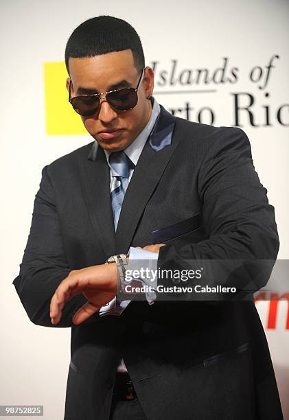 Rapper Rico Photos and Premium High Res Pictures - Getty Images