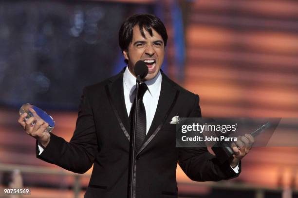 Singer Luis Fonsi accepts an award onstage at the 2010 Billboard Latin Music Awards at Coliseo de Puerto Rico José Miguel Agrelot on April 29, 2010...