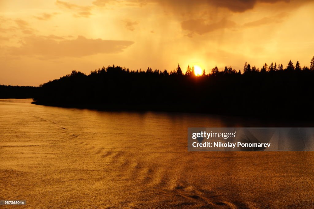 Sunset on the Svir river